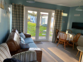 Driftwood WINTERTON VALLEY ESTATE Dog Friendly